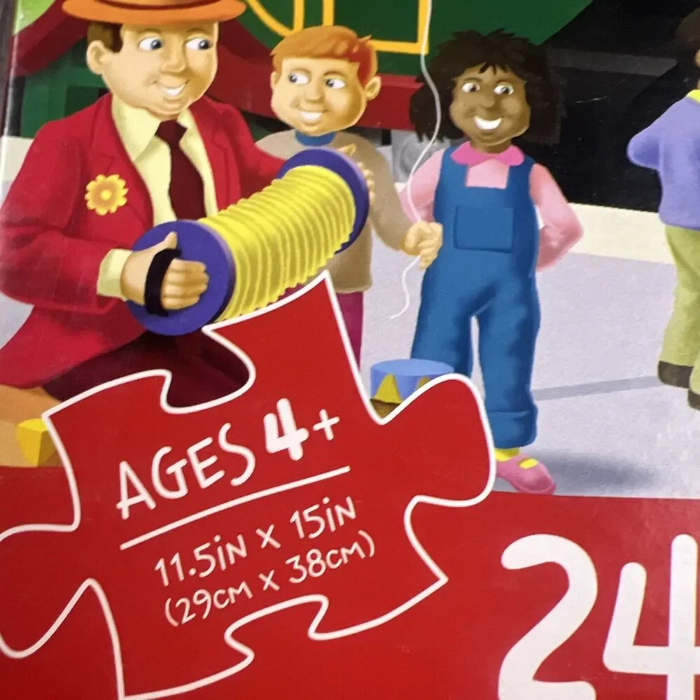 2010 Briarpatch Thomas And Friends At The Station 24 Piece Jigsaw Puzzle